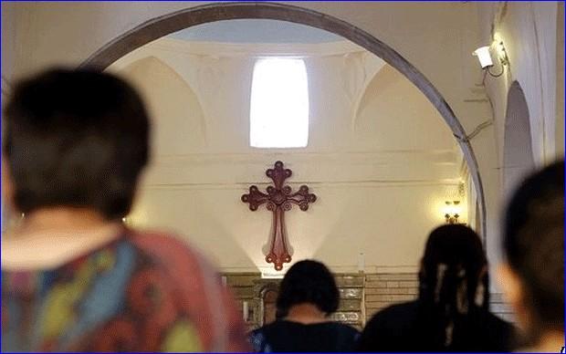 Christians Flee Iraq’s Mosul After Islamists Tell Them: Convert, Pay or Die