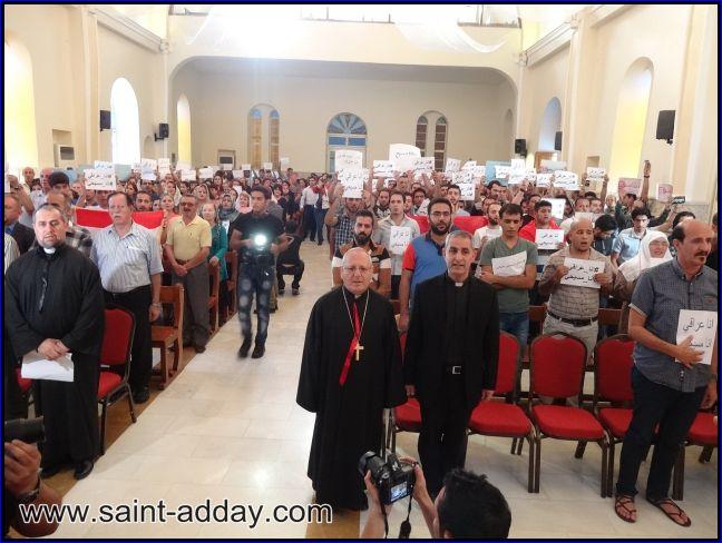Muslims, Christians Gather in Iraq Church in Solidarity With Mosul’s Christians
