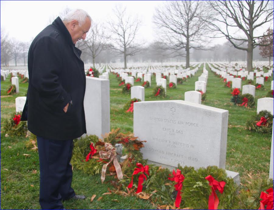 Assyrian Army Chief Honors U.S. Fallen in Iraq At Arlington National
