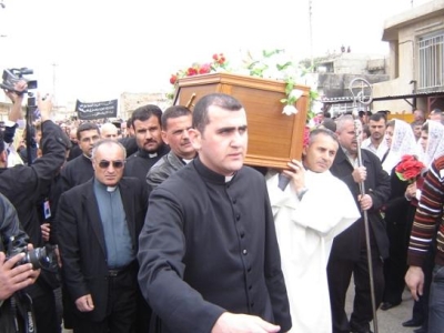 http://www.aina.org/images/rahhofuneral28.jpg